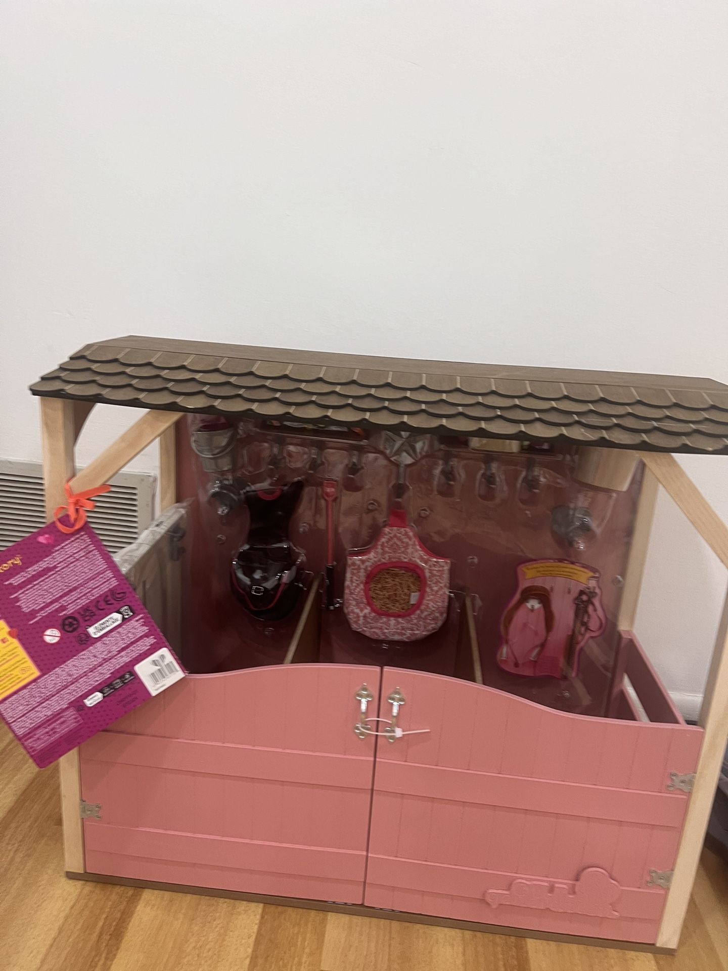 Our Generation Horse Barn Playset for 18" Dolls - Saddle Up Stables - Pink