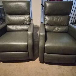 Pair of Leather Recliners