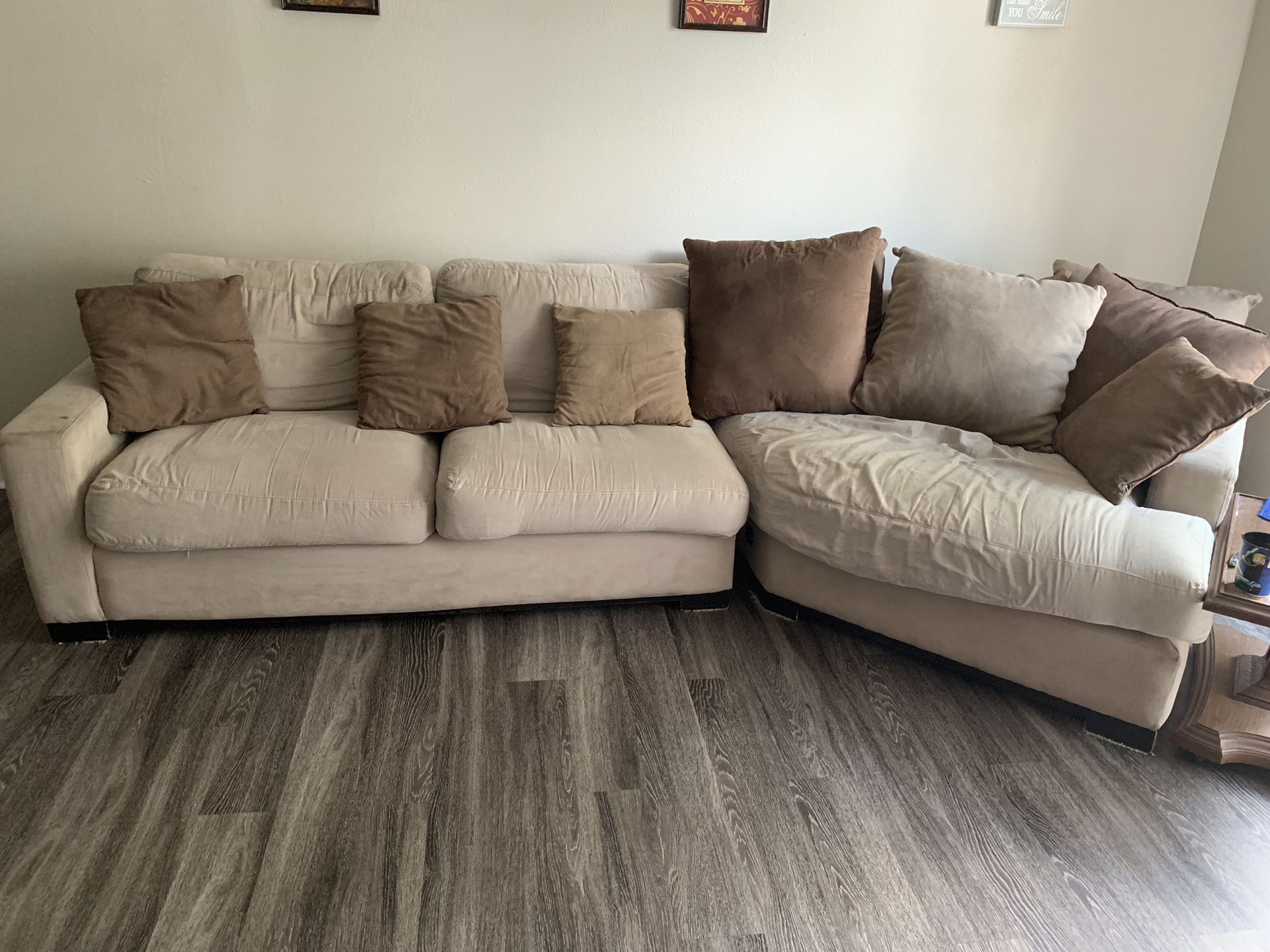 ***BROWN & BEIGE SECTIONAL COUCH***