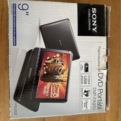Sony portable DVD player FX 970
