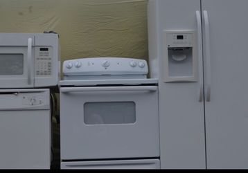 White side by side kitchen appliance sets