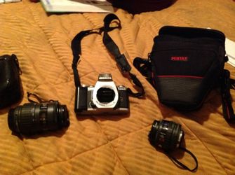 Pentax zx-5 camera, with 2 lens