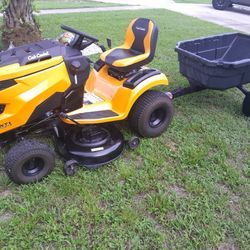 CUB CADET XT1 23HP 46"CUT W/TILT TRAILER DELIVERY AVAILABLE 