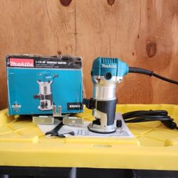Makita Router 1 1/4 HP