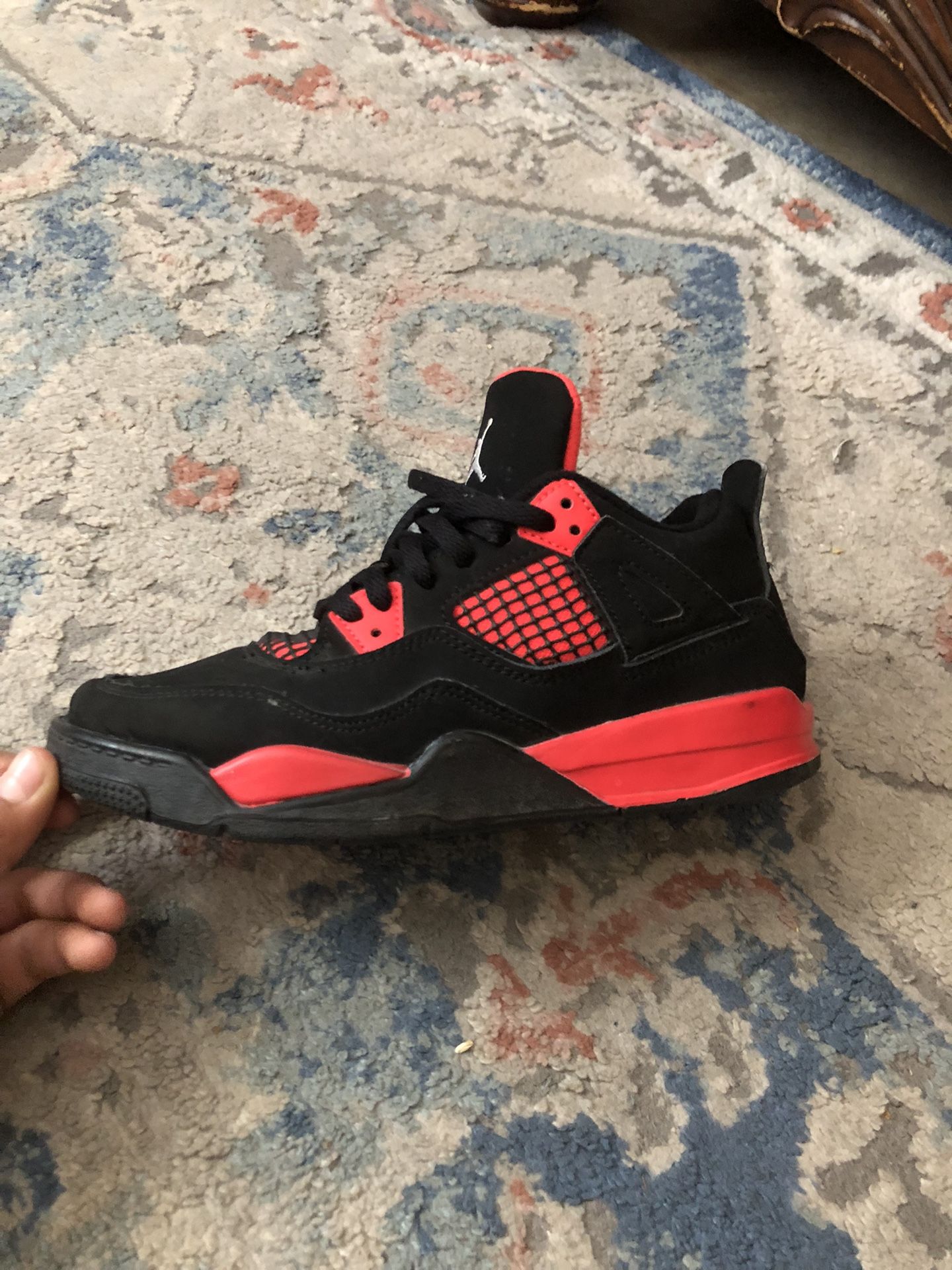Jordan 4 Red Thunders
