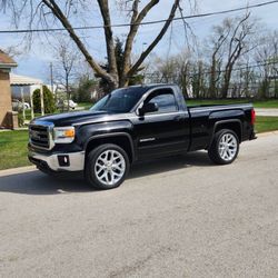 2015 SIERRA  4x4  ,5.3 V8,  TRADES? 