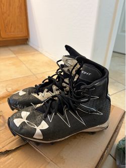 Football Cleats - Size 6