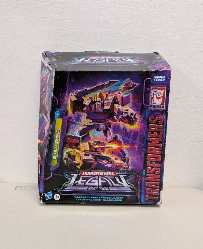 Transformers Legacy Blitzwing