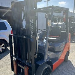2018 Toyota 8FGCU25 Forklift
