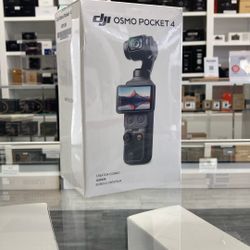 DJI Osmo Pocket 4 Creator Combo