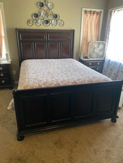 Queen Bed frame & Mattress