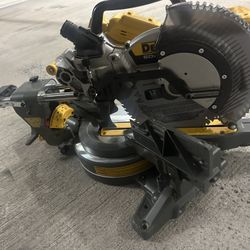 Dewalt
