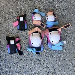 Girls 8+ Helmet, Hand , Knee And Elbow Pads