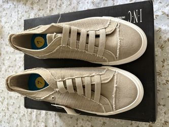 Women’s Shoes