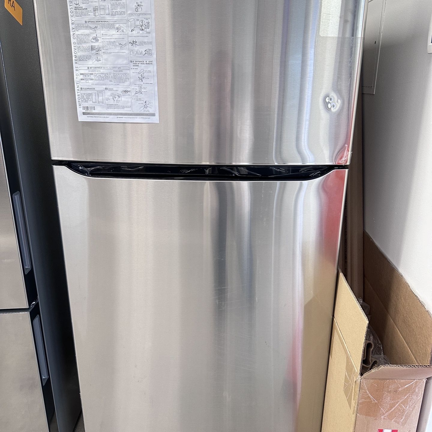 Unused LG 33” Wide Top Freezer 