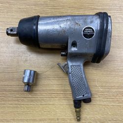 CENTRAL PNEUMATIC 3/4" AIR IMPACT WRECH 32871 Used