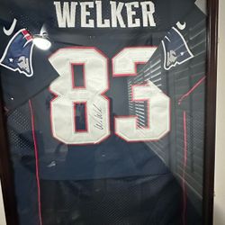 New England Patriots Signed Wes Welker Jersey