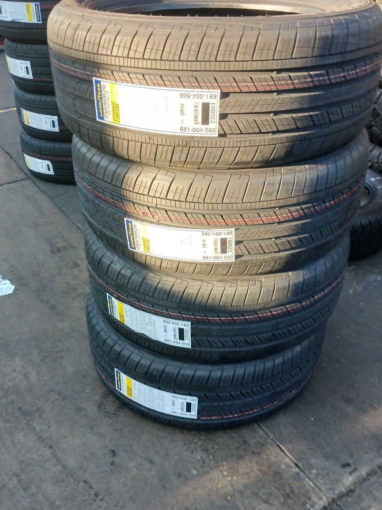 GOODYEAR  255/50R20 SET OF FOUR NEW TIRES $750