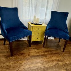 Chairs And Table -negotiable -still Available -NEGOTIABLE!!!