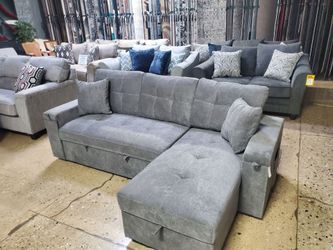 Small Gray Reversible Sleeper Sectional chaise  with Storage  and Built-in Charging Ports - Gray