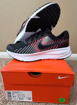 Sz 8M | 9.5W Nike Run Defy - (Negotiable)