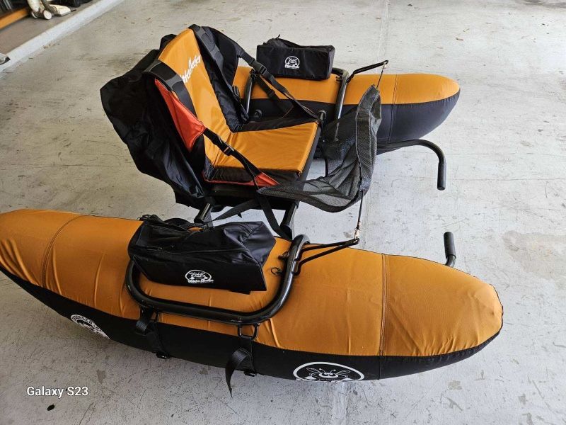 Pontoon Patel Board Like Brand New or would trade for a kayak