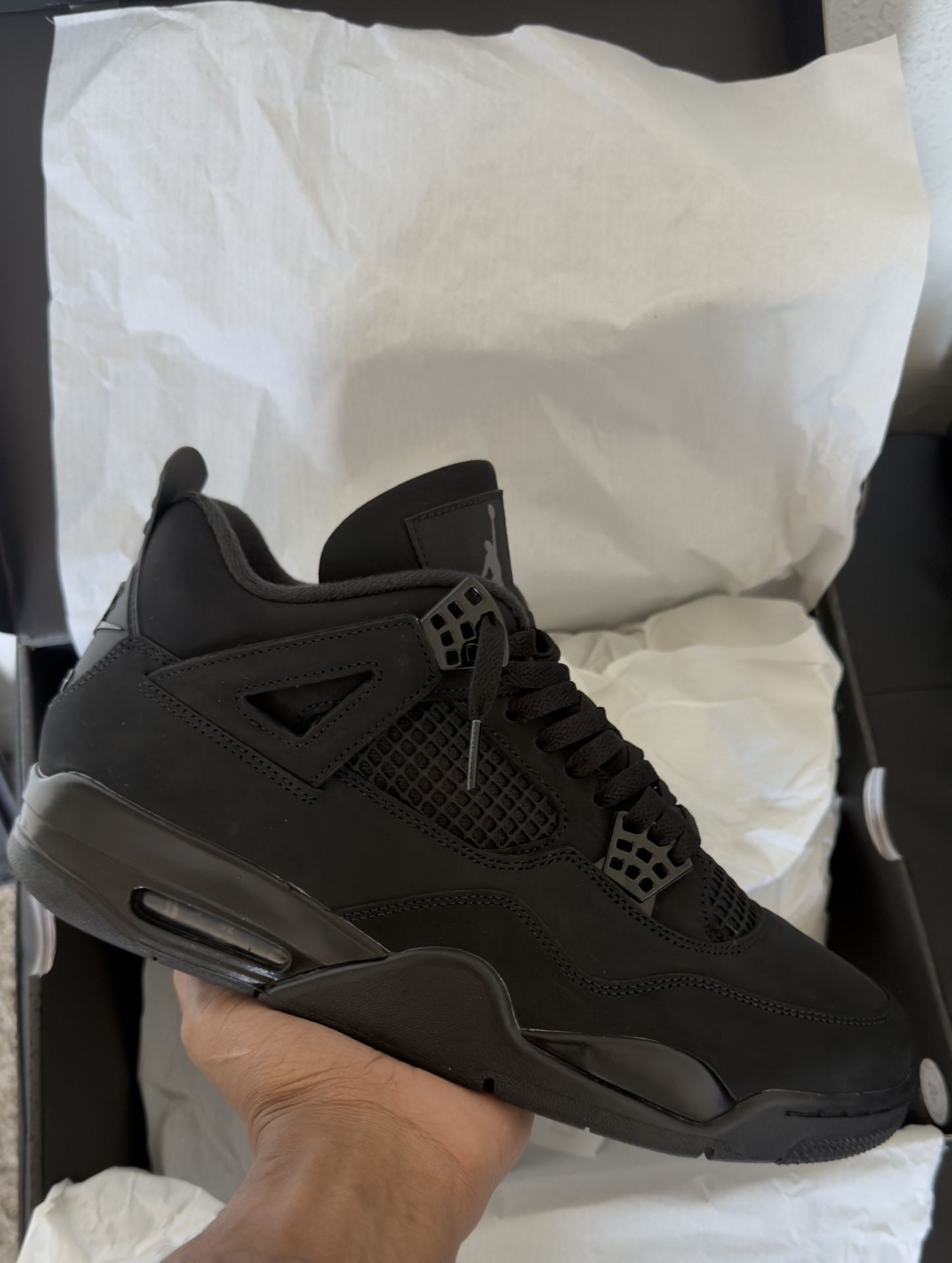 Jordan 4 (Black Cat)