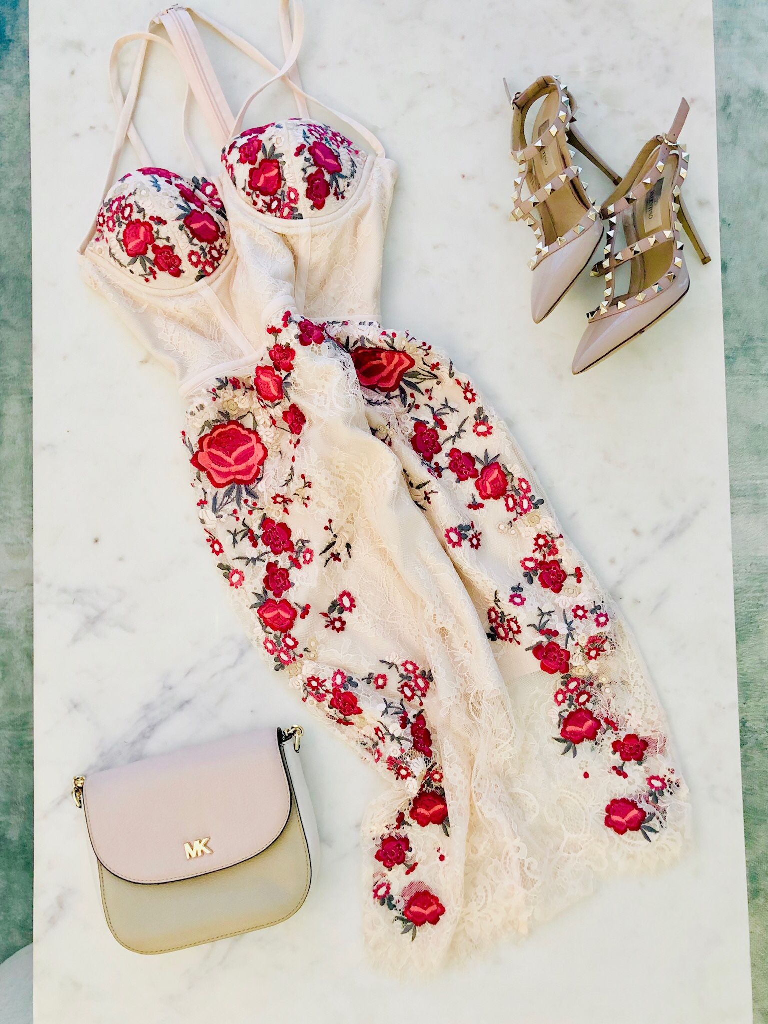 Must Go BEBE Maddie Lace Embroidered Midi Dress