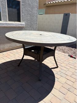 Outdoor patio table title top