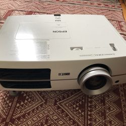 Epson Cinema projector, Premium With HDMI