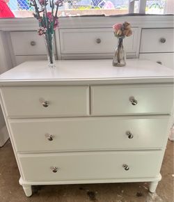 Ikea TISSELDAL Dresser Good Condition