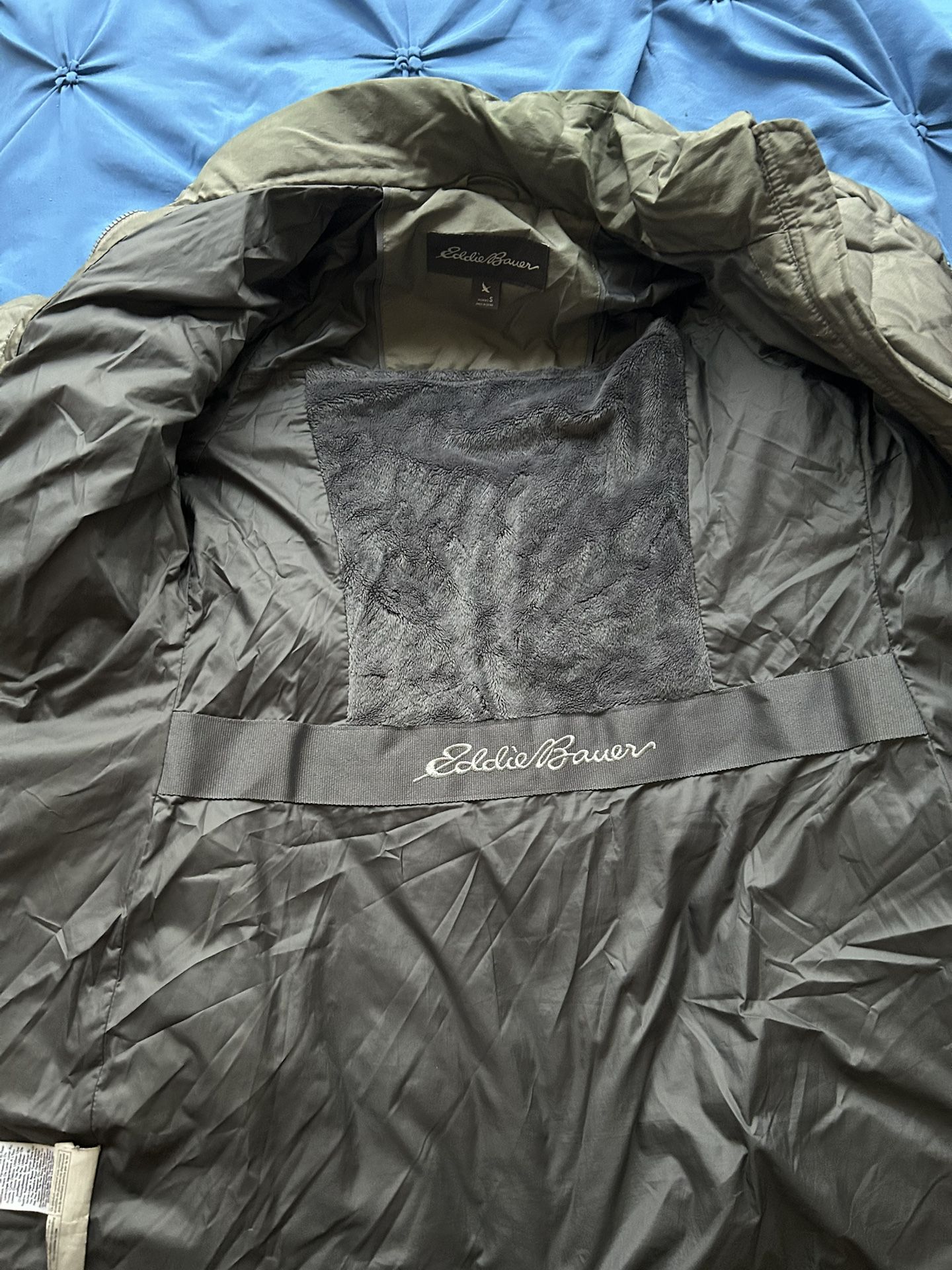 Woman Eddie Bauer Coat