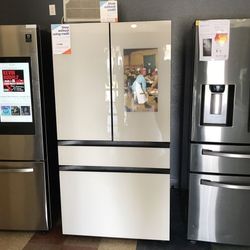 Samsung Bespoke French Door Refrigerator With Family Hub 📱  AND  Beverage Center 💥💥 J1SEY