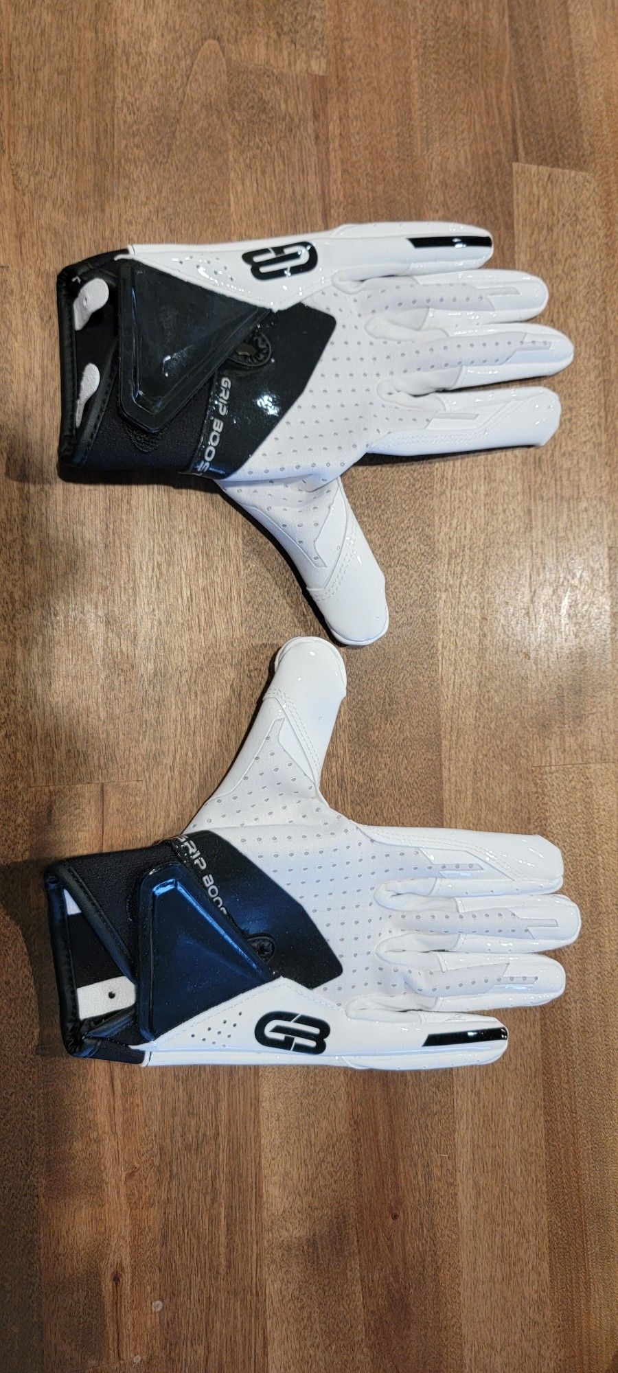 Football catching gloves 