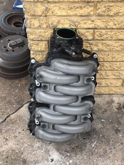 2010-2014 mustang GT 5.0 stock intake manifold