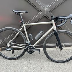 Lynskey Titanium Size M/L 56cm 12 Speed Carbon Wheels 