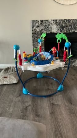 BABY WALKER