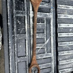 2 7/8" Wrench 
