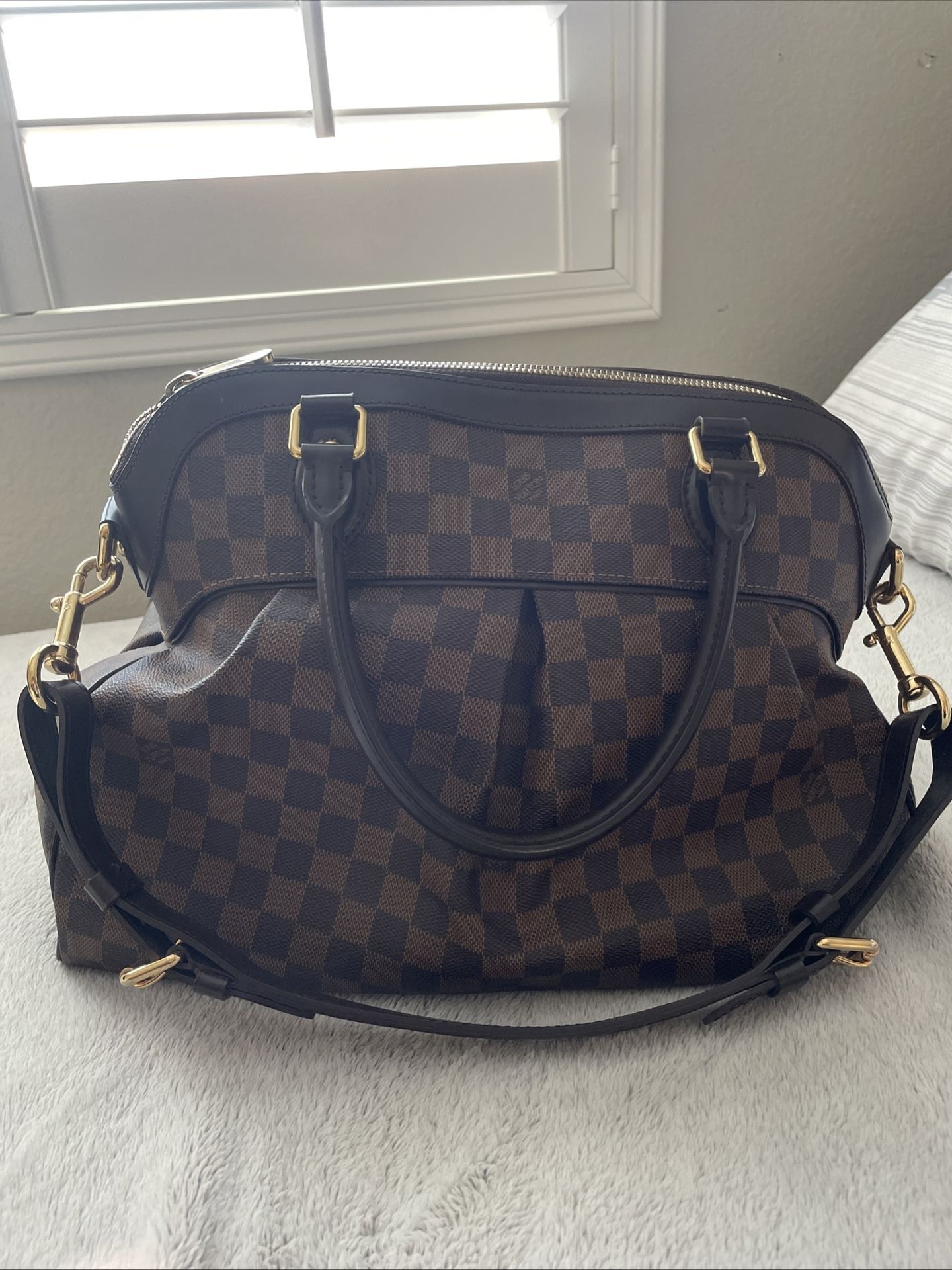Louis Vuitton Trevi Shoulder Bag GM Brown