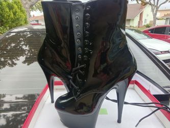 Dancer boots 7 1/2