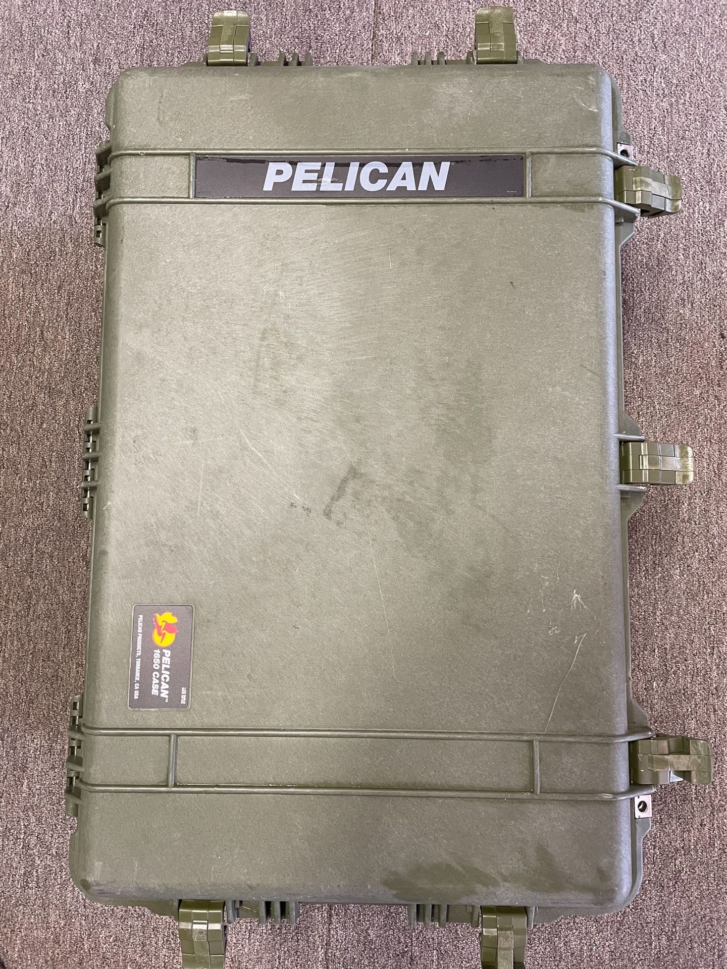 Pelican Box