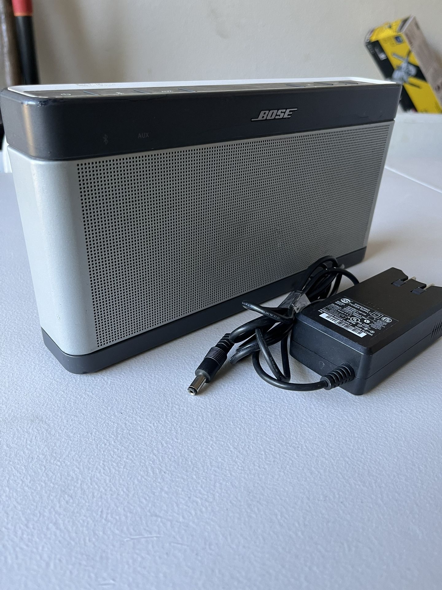 Bose Soundlink Bluetooth Speaker $120