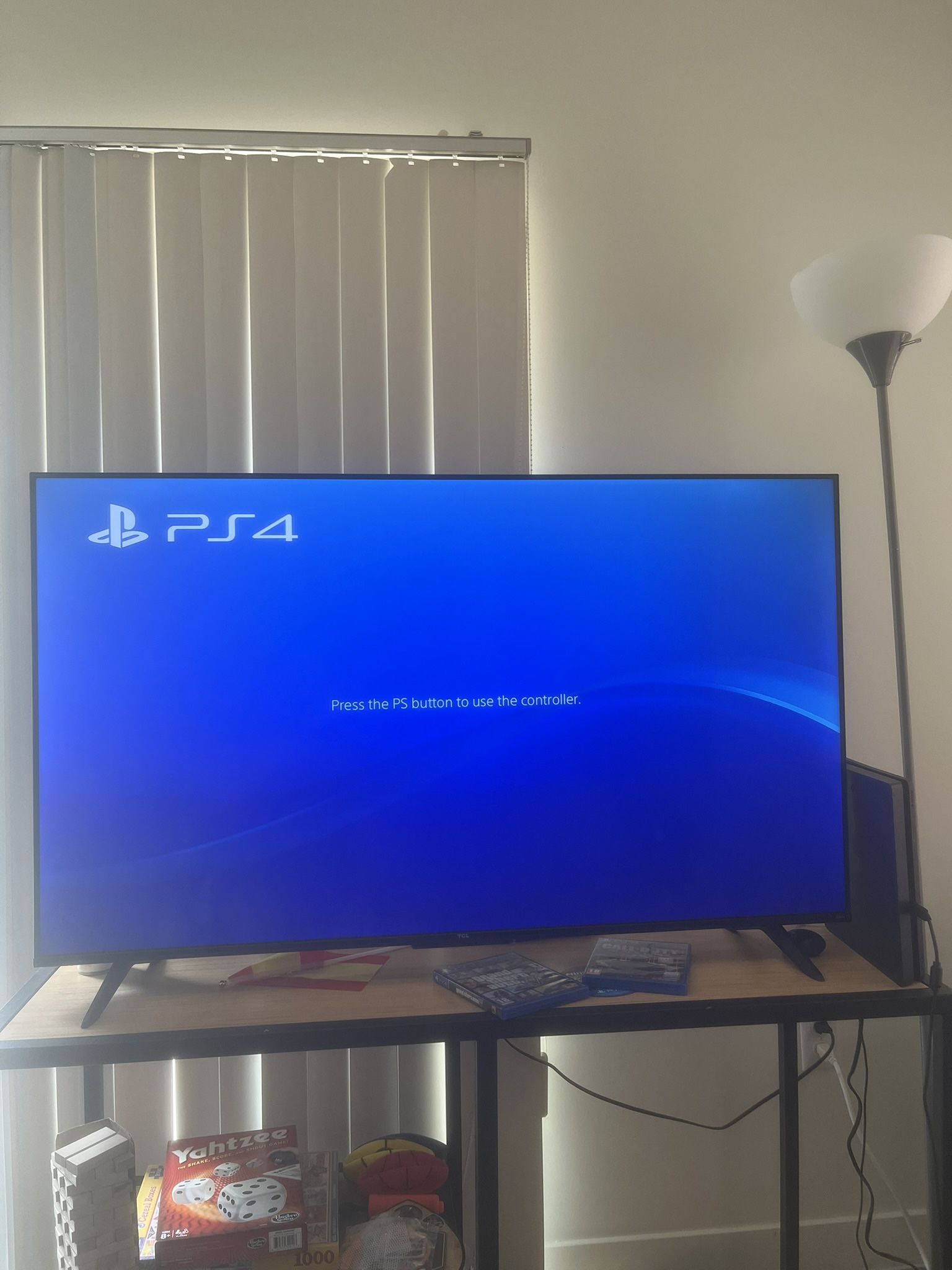 PlayStation 4 + Controllers + Gta V and other games