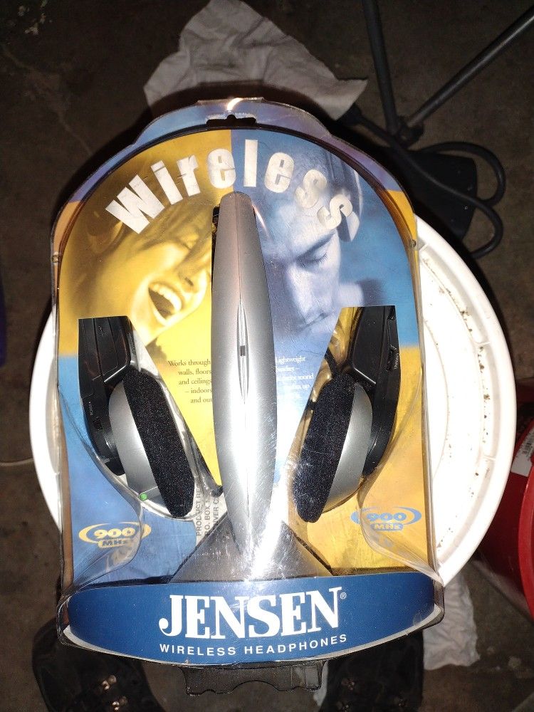 Wireless Jensen Headphones