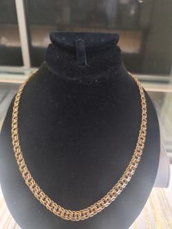10ksolid gold necklace 67 grams 26 Long layaway available 10% Dwon if you interested please make sure you ask for Maribel thank you