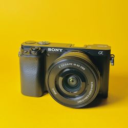 Sony A6000 w/ Kit lens