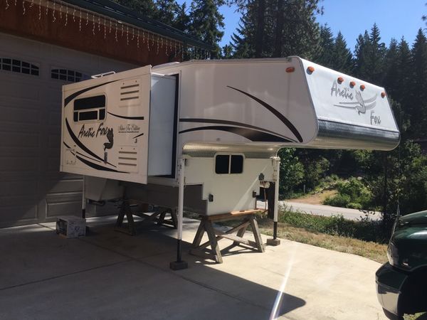 North wood arctic fox camper - 2006 silver fox edition for Sale in