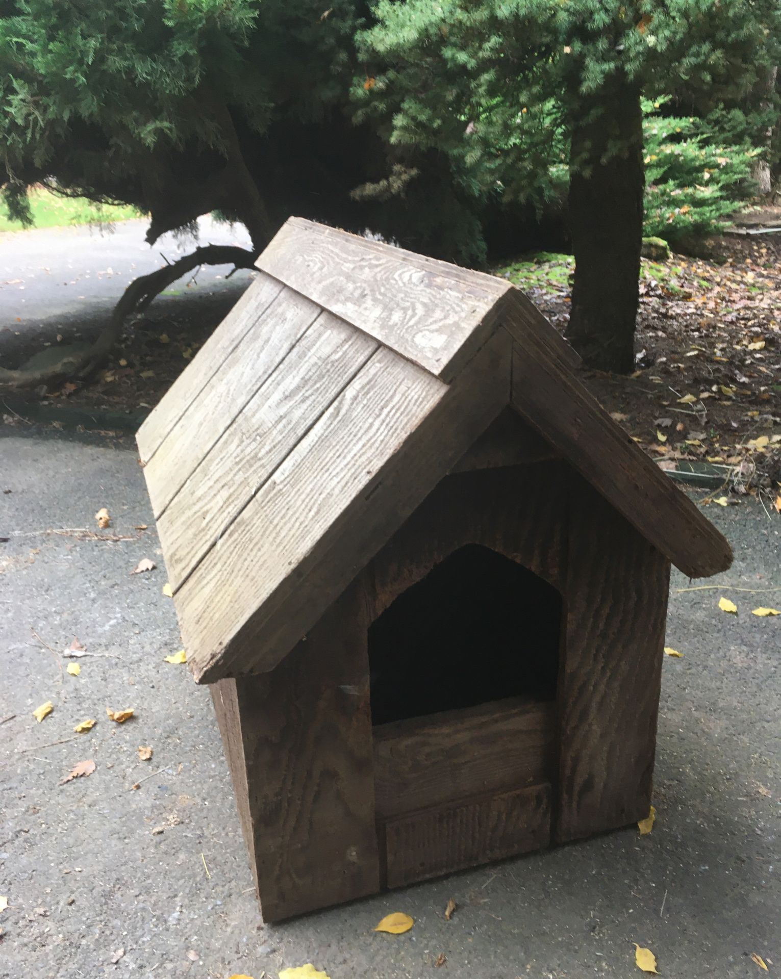 Sturdy wood dog house. Removable Roof for Sale in Sherwood, OR OfferUp