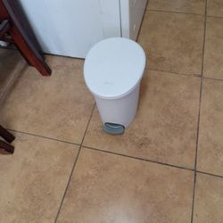 Trash Can
