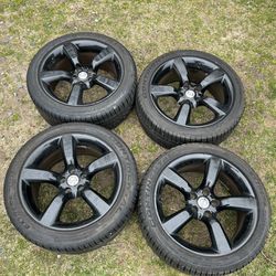 Nissan 350Z Wheels and tires